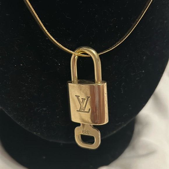 Authentic Louis Vuitton Lock & Key with Random GP Chain Necklace with Extender - Picture 1 of 2